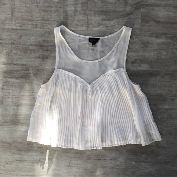 Topshop Tops - ⭐️ Topshop Swing Crop Top Size 6